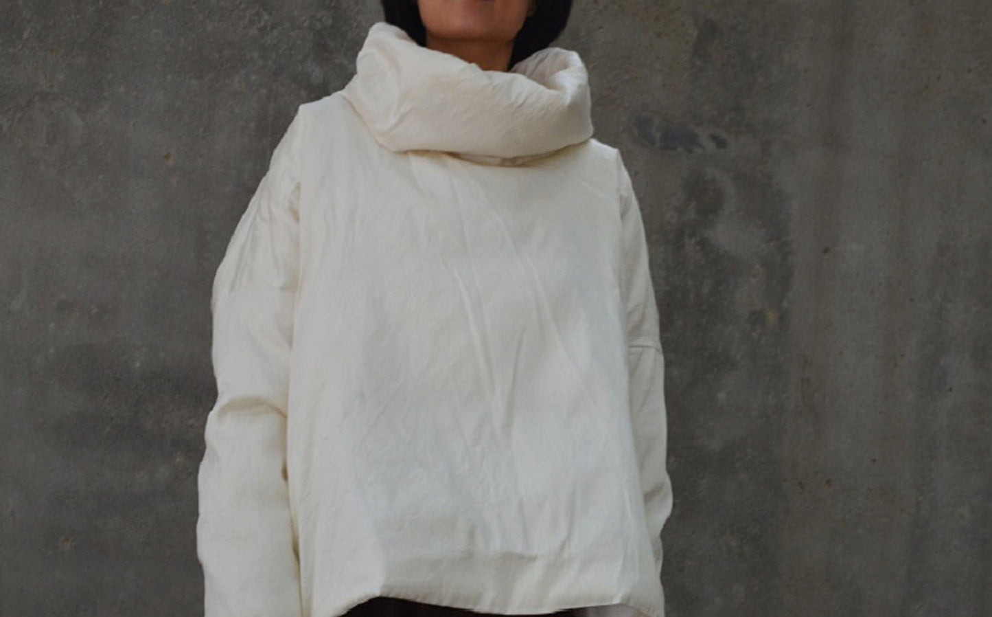 edoa Light Weight Dupioni Silk Goose Down Turtleneck Coat