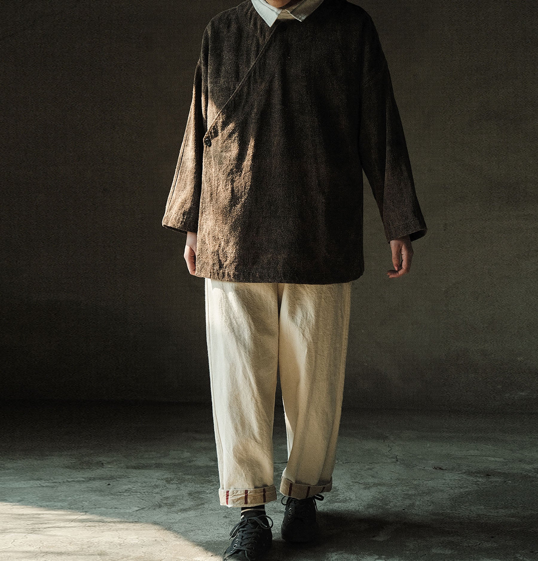 edoa Mud Tussah Silk Slant Placket Jacket 