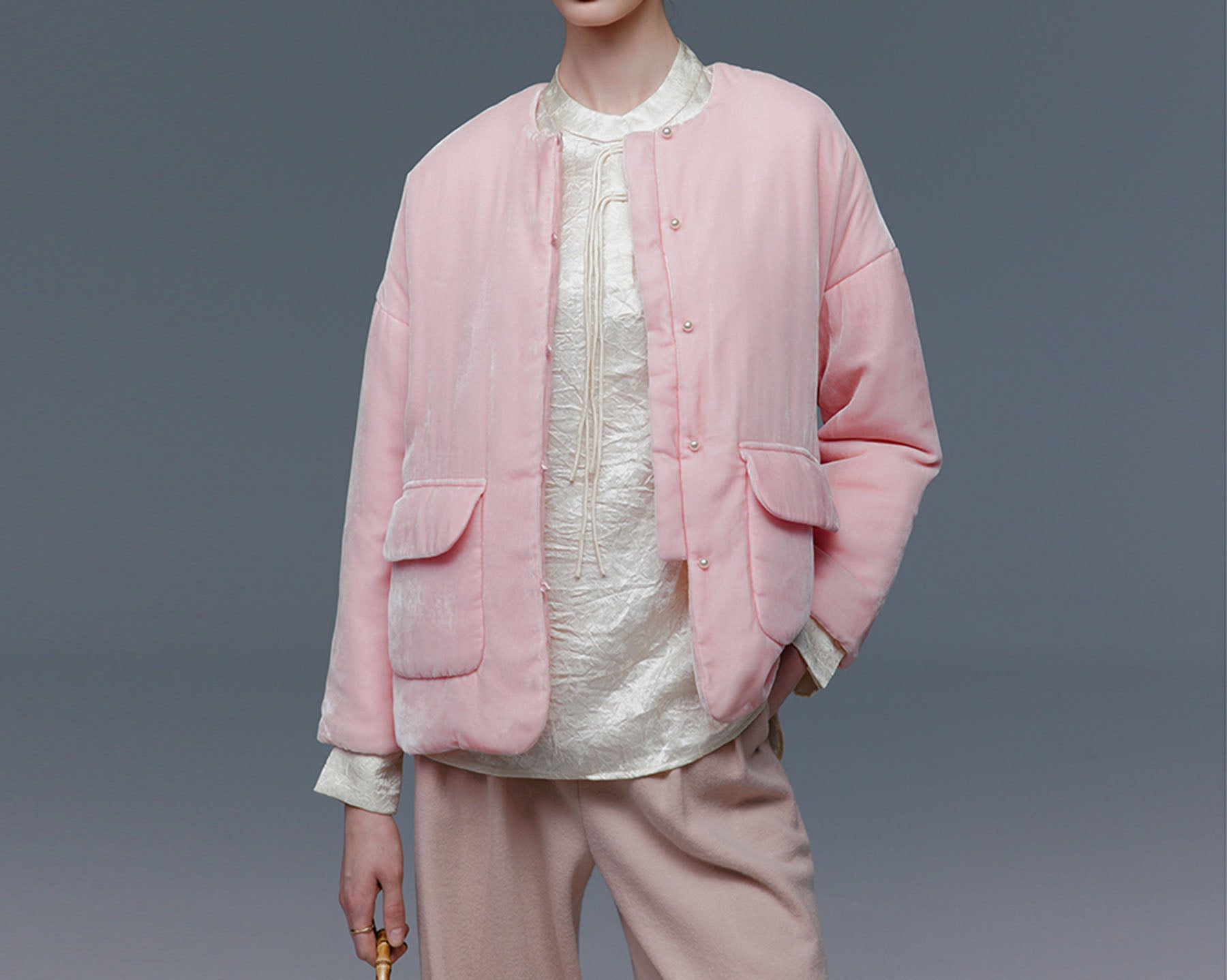 edoa Silk Velvet Quilted Jacket 