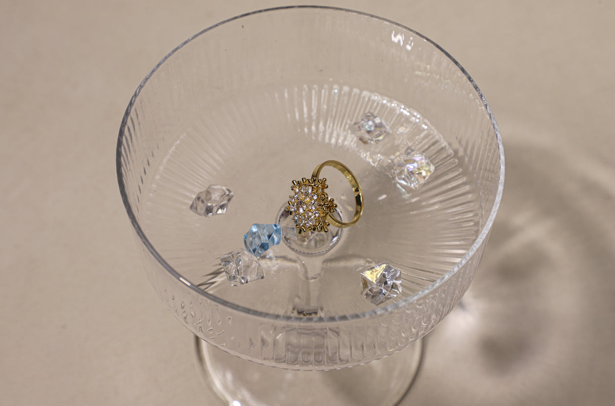 edoa Dainty Spinning Snowflake Ring
