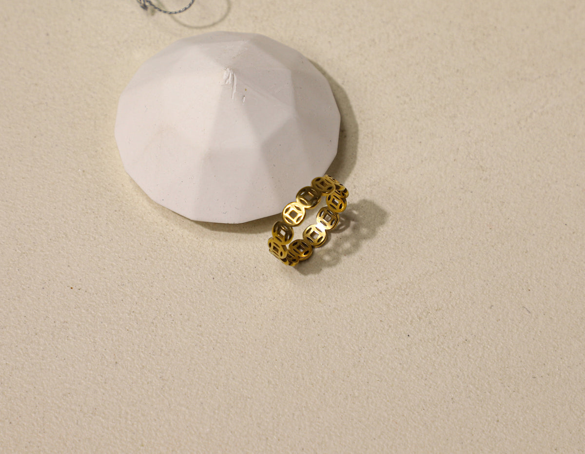 edoa Gold Ancient East Coin Ring