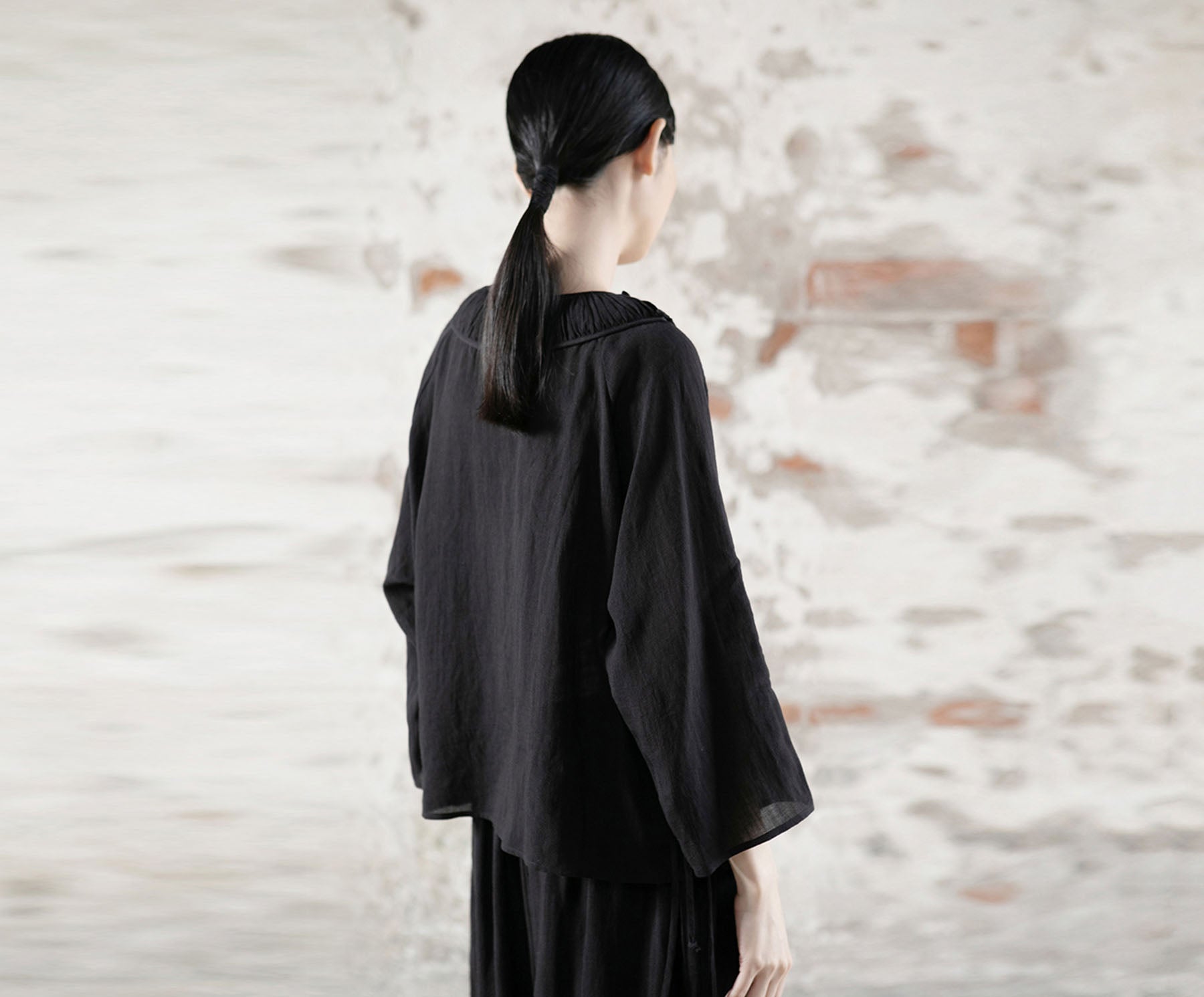 edoa Detachable Ruffle Collar Ramie Flared Blouse