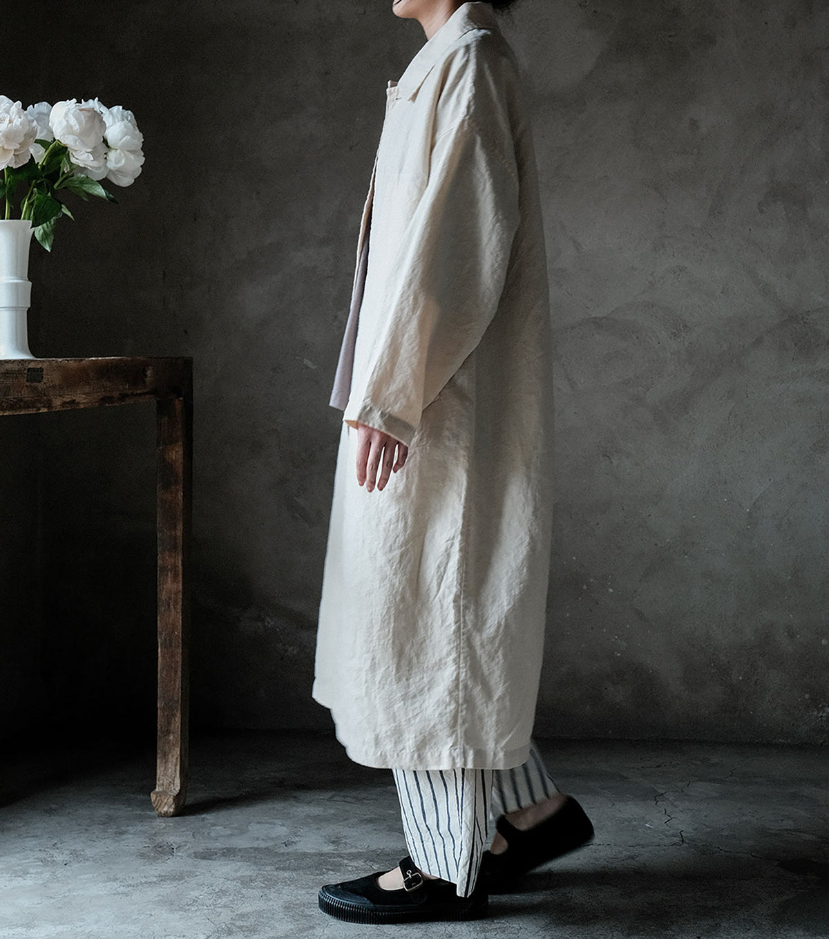 edoa White Silk Linen Blend Dust Coat 