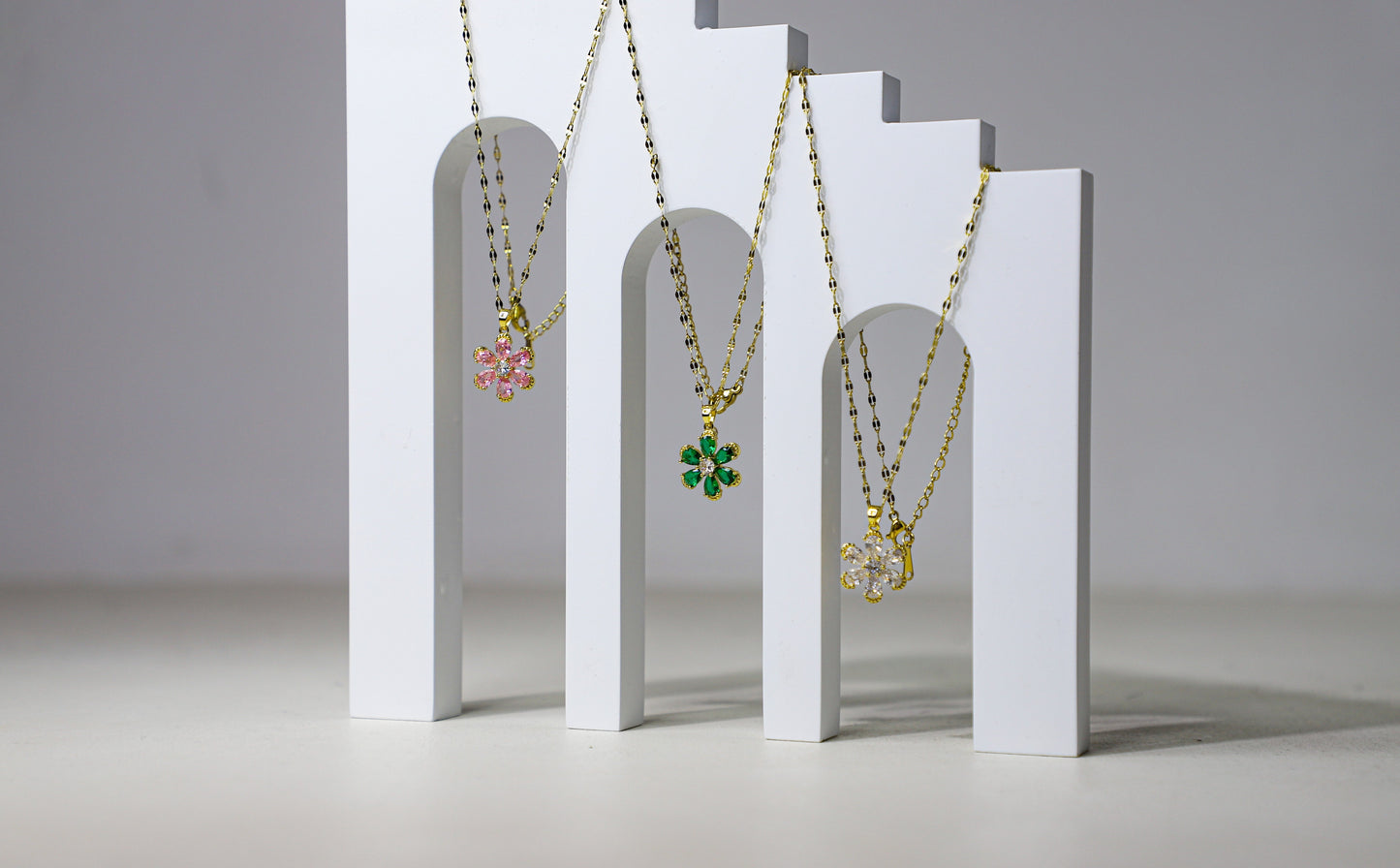 edoa Vintage Floral Birthstone Necklace
