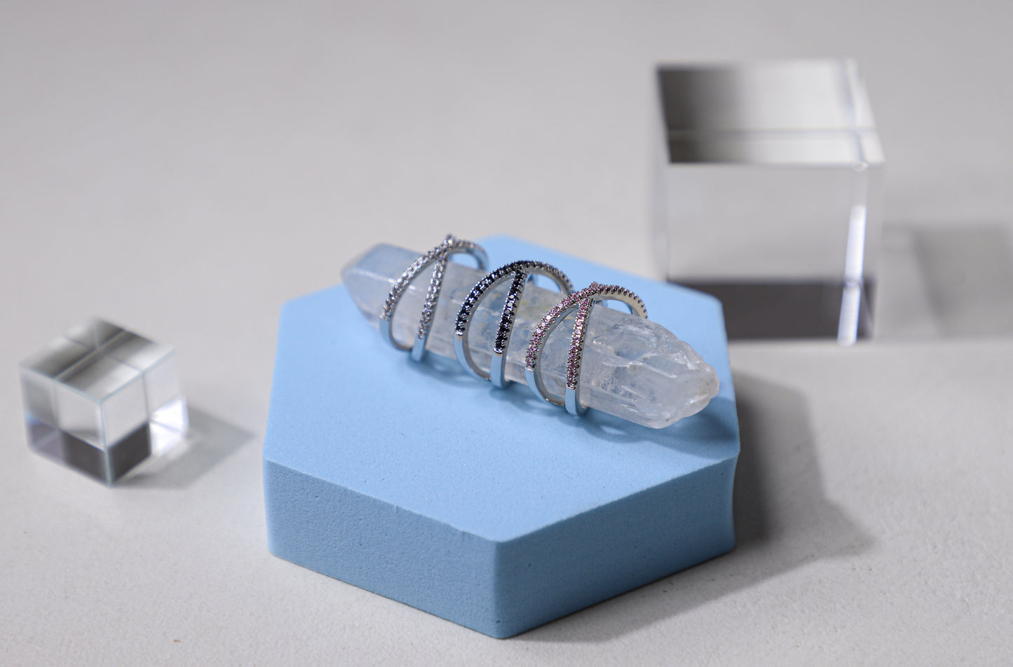 edoa Dual Orbit Gemstone Crossover Ring