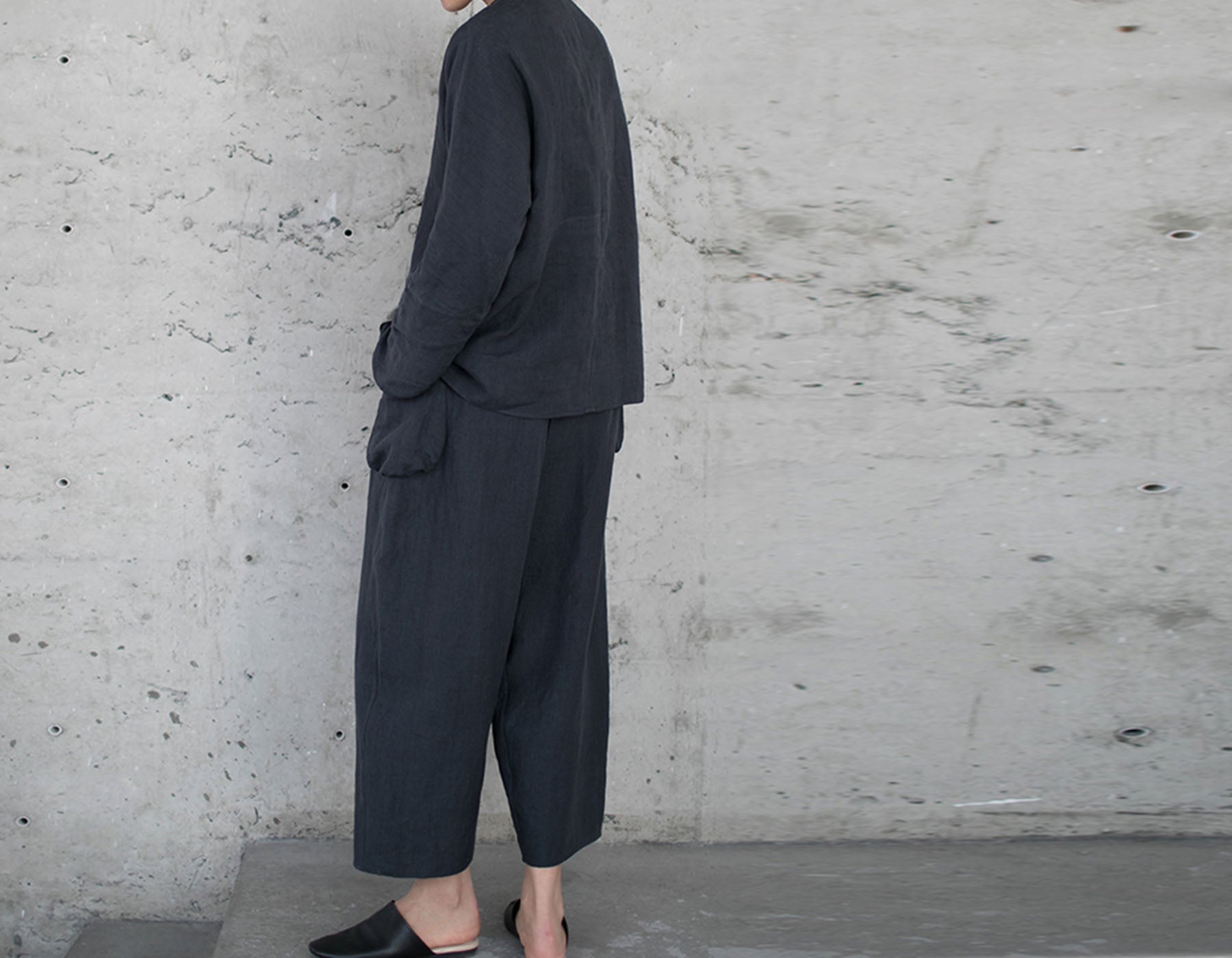 edoa Relaxed Linen Pants