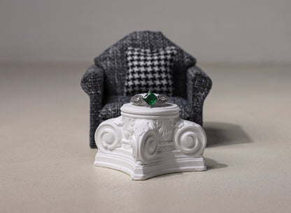 edoa Vintage Square Emerald Silver Ring