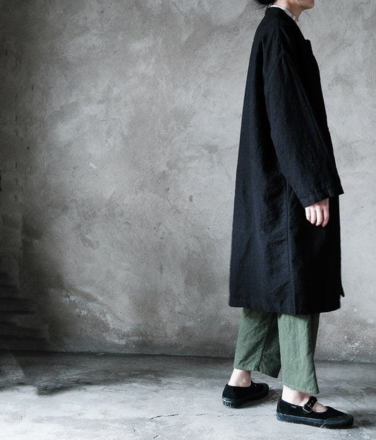 edoa Linen Trench Coat with Chinese Hand Knotted Button