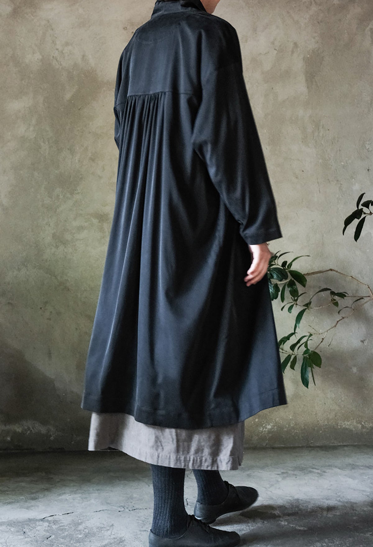 edoa Black Stone Washed Silk Charmeuse Shawl Collar Coat