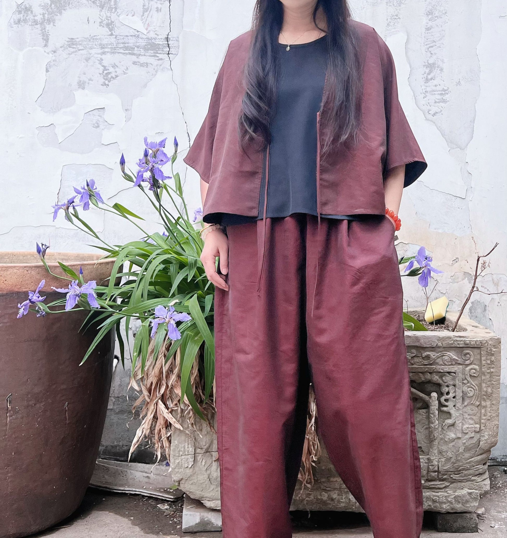 edoa Burgundy Reversible Mud Silk Set