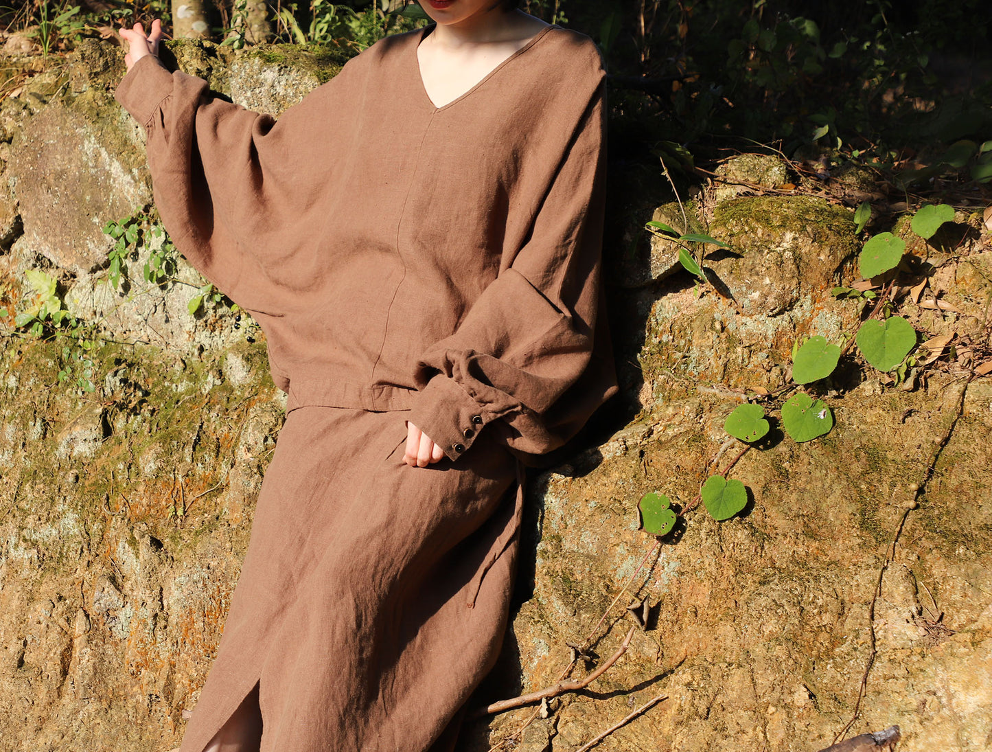 edoa Brown Linen V-neck Blouse with Balloon Sleeves