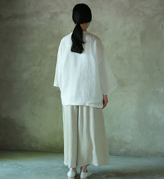 edoa Ramie Blouse with Hand Knotted Chinese Buttons