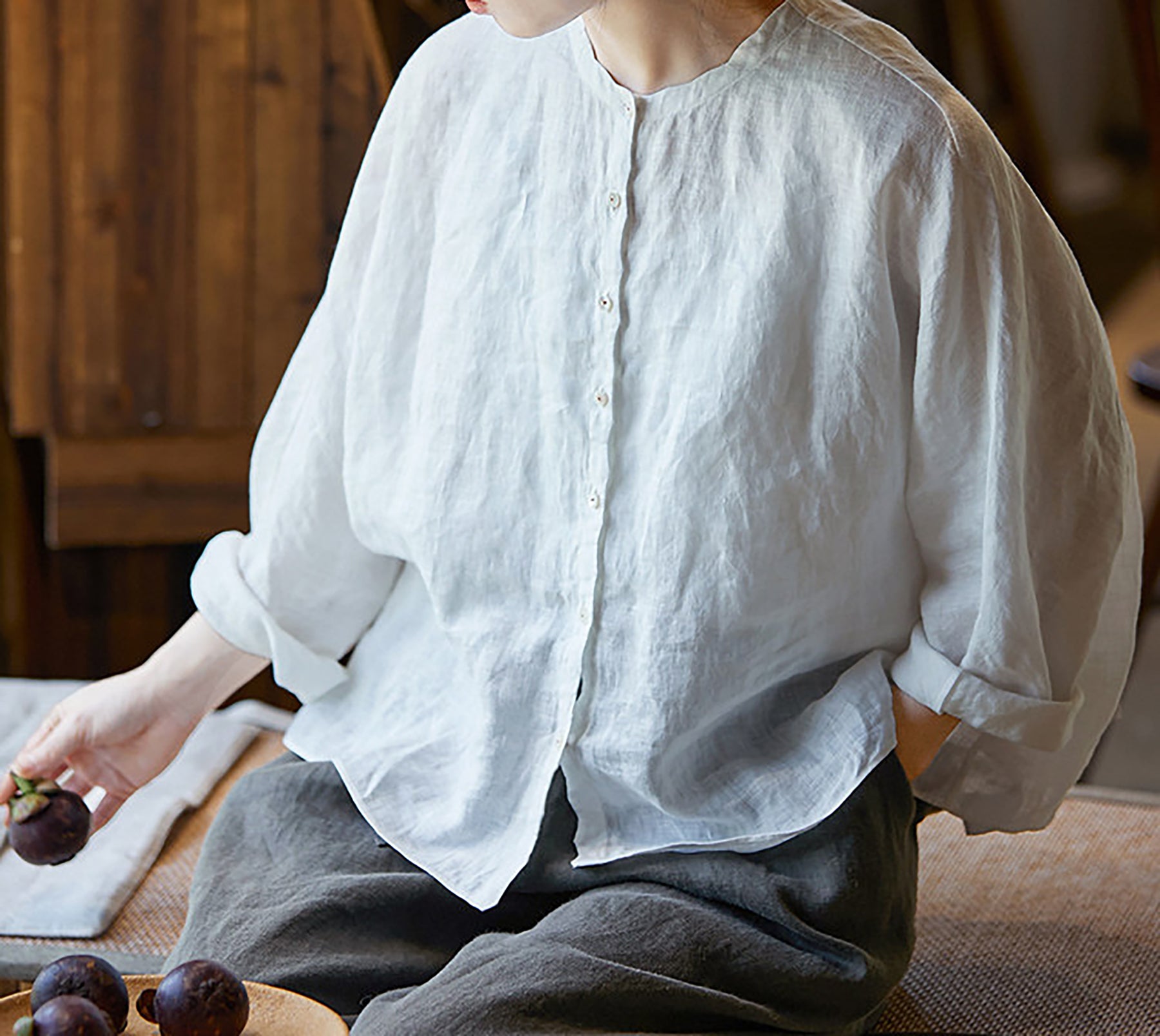 edoa Free Size Loose White Linen Petal Blouse 
