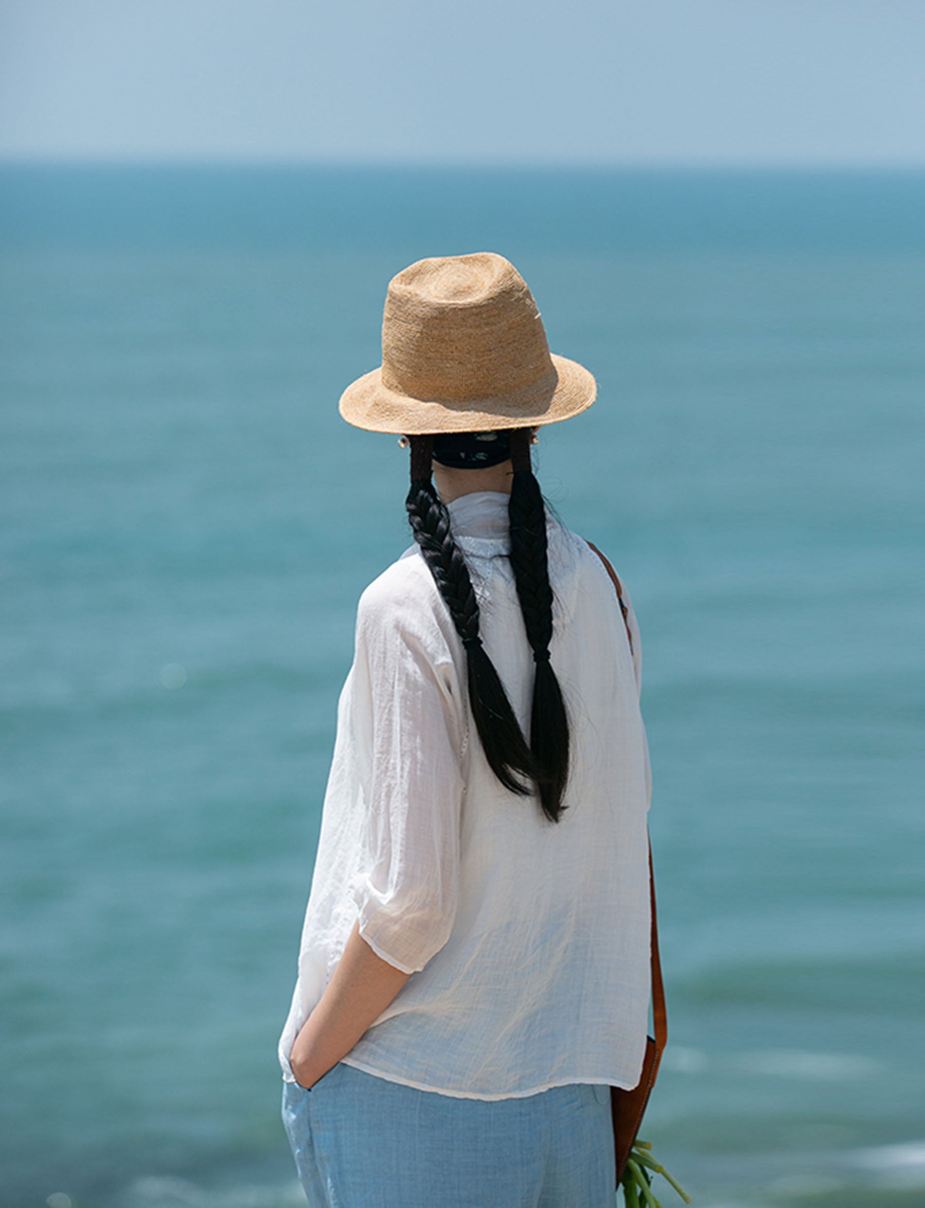 edoa Thin Ramie Gather Blouse