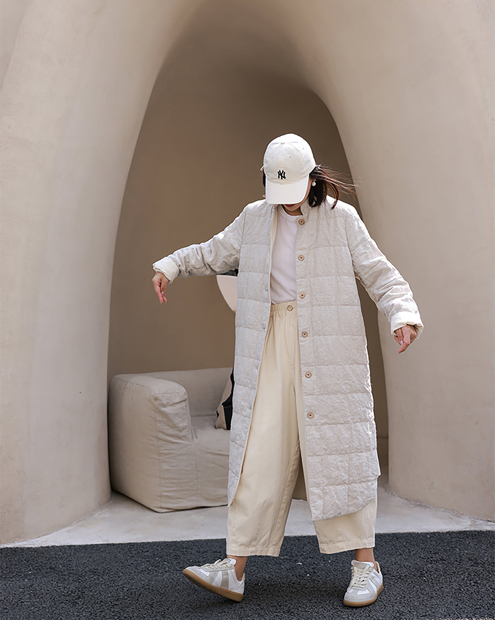 edoa Reversible Linen Down Coat 