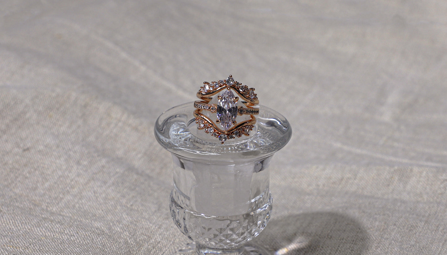 edoa The Aurora Crown Pave Ring Set