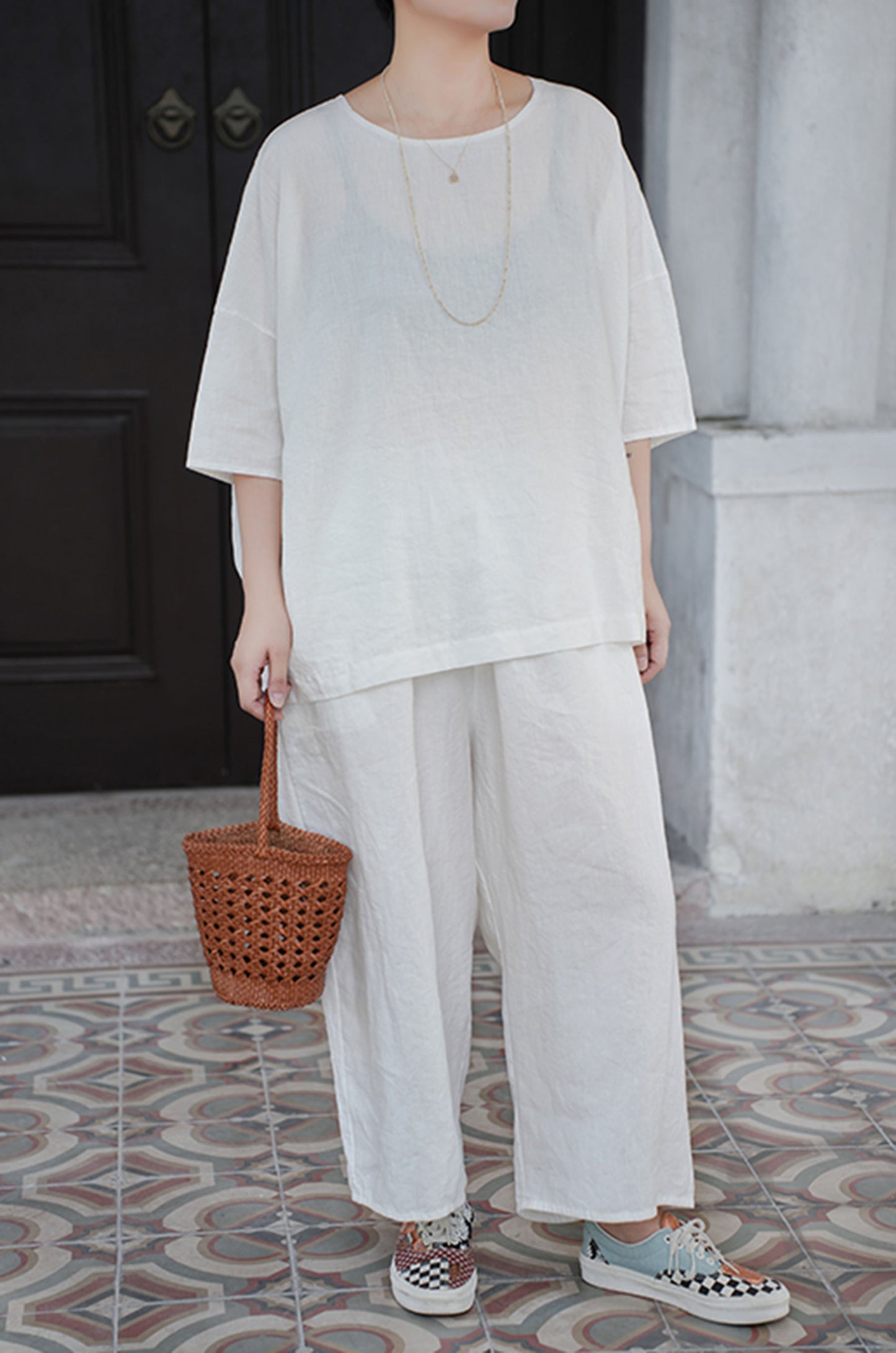 edoa Super Loose White Heavy Weight Washed Linen Tee