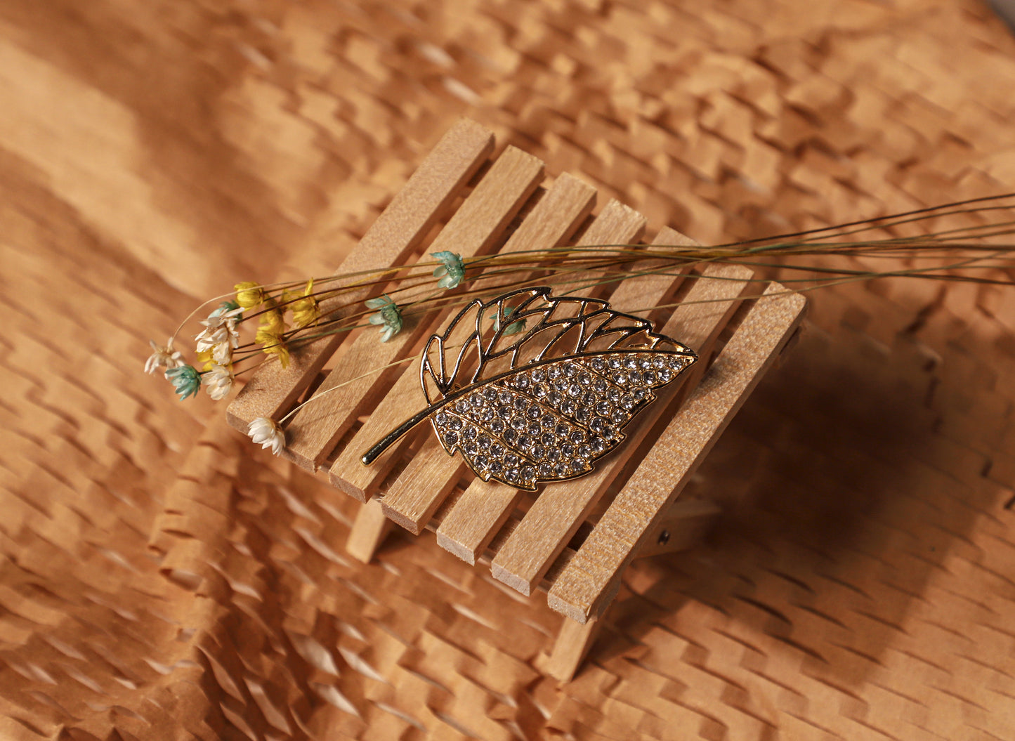 edoa Half-Pave Gold Leaf Brooch
