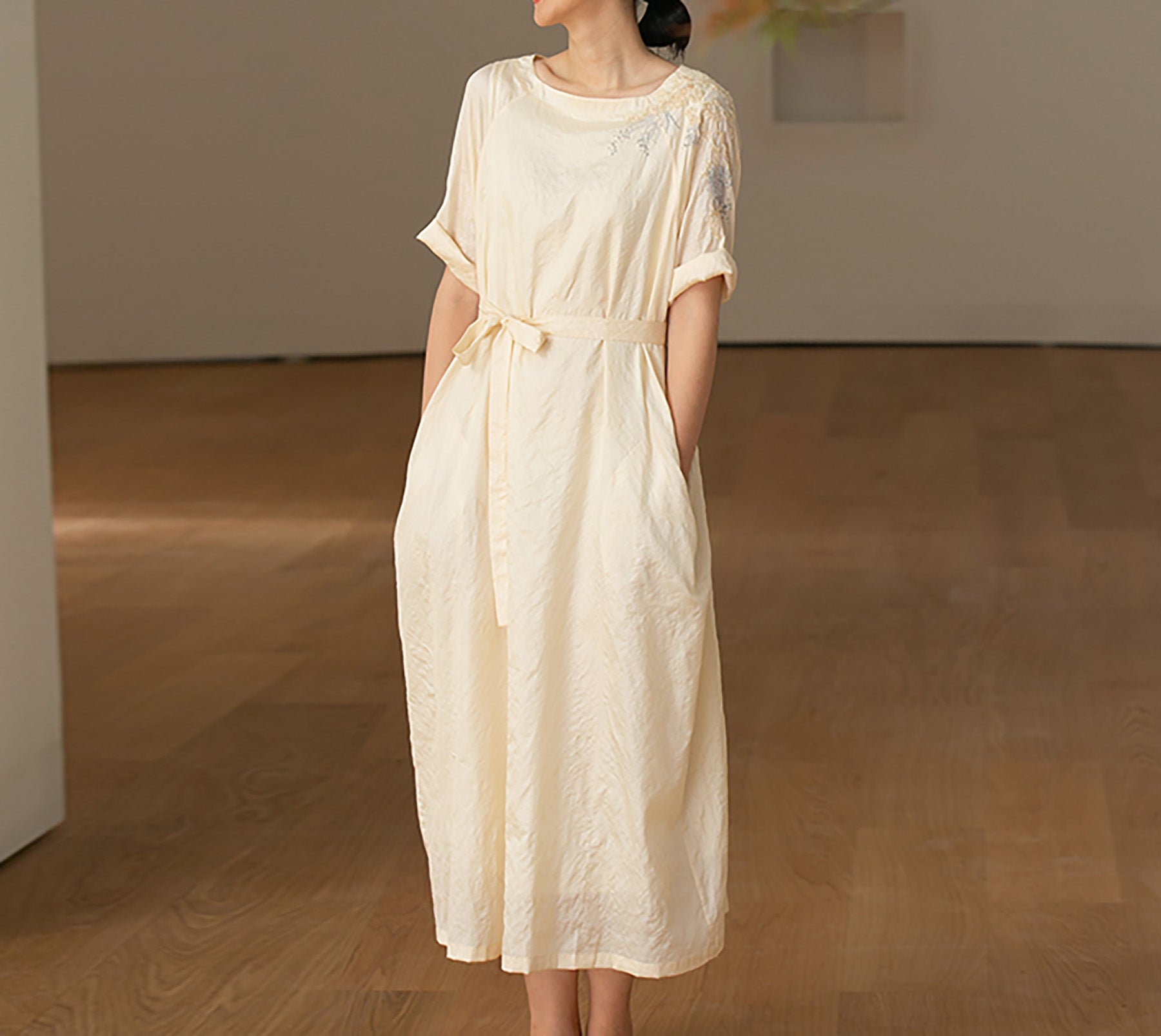 edoa Tussah Silk Hand Embroidery Chinese Dress