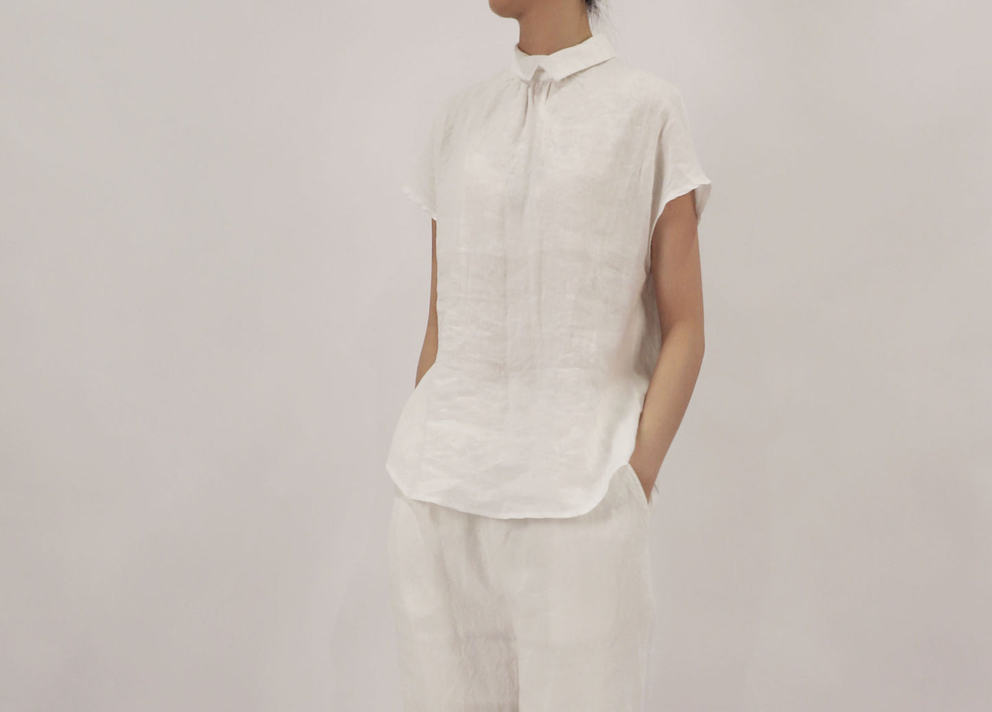 edoa High Counted French Linen White Top