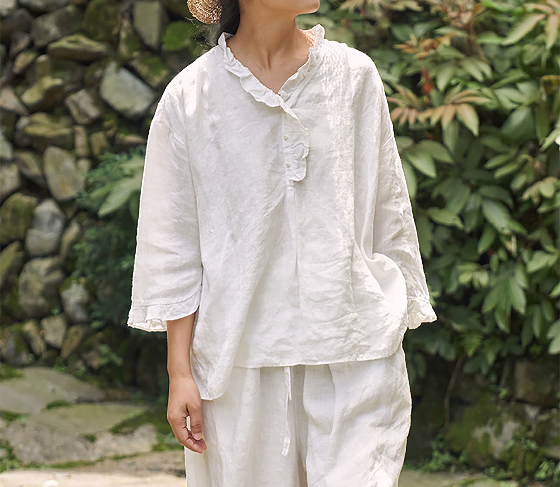 edoa White Linen Ruffled Pullover Shirt