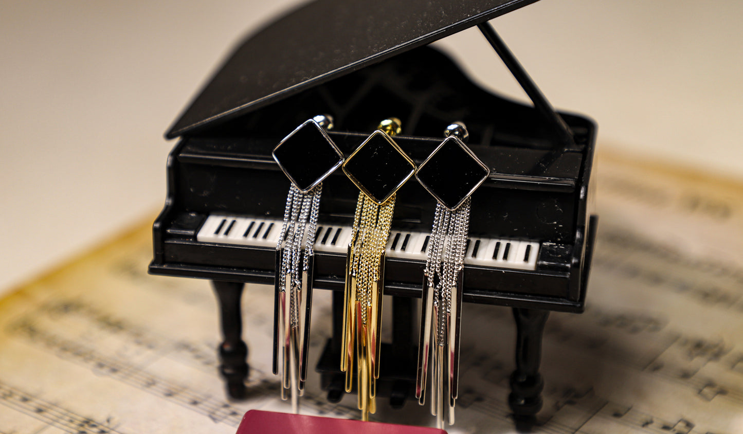 edoa Nocturne Fringe Geometric Black Onyx Earrings