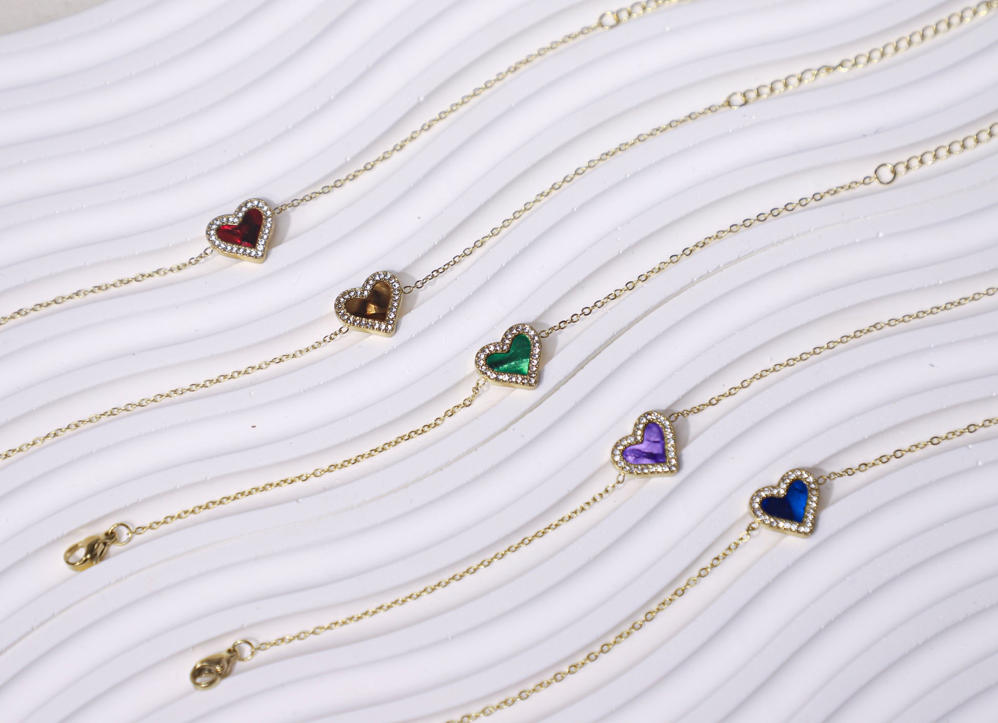 edoa Minimalist Heart Bracelet