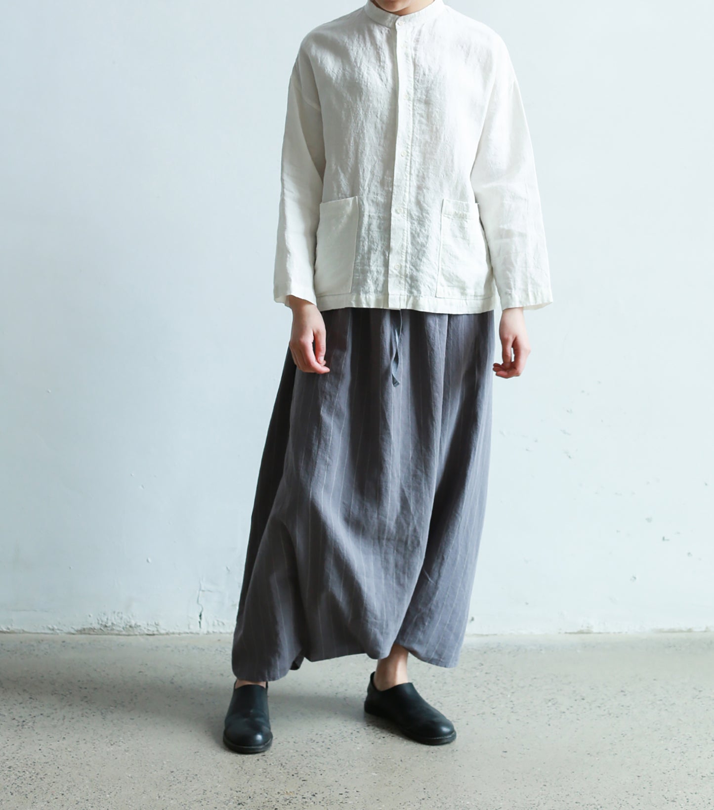 edoa Stand Collar White Loose Linen Shirt