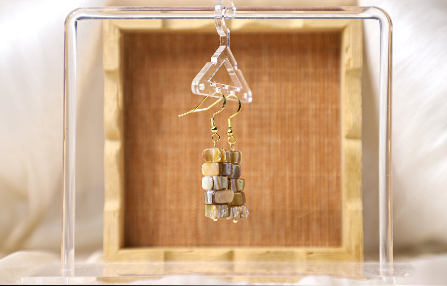 edoa Oat & Caramel | Organic Texture Stacked Shell Dangle Earrings