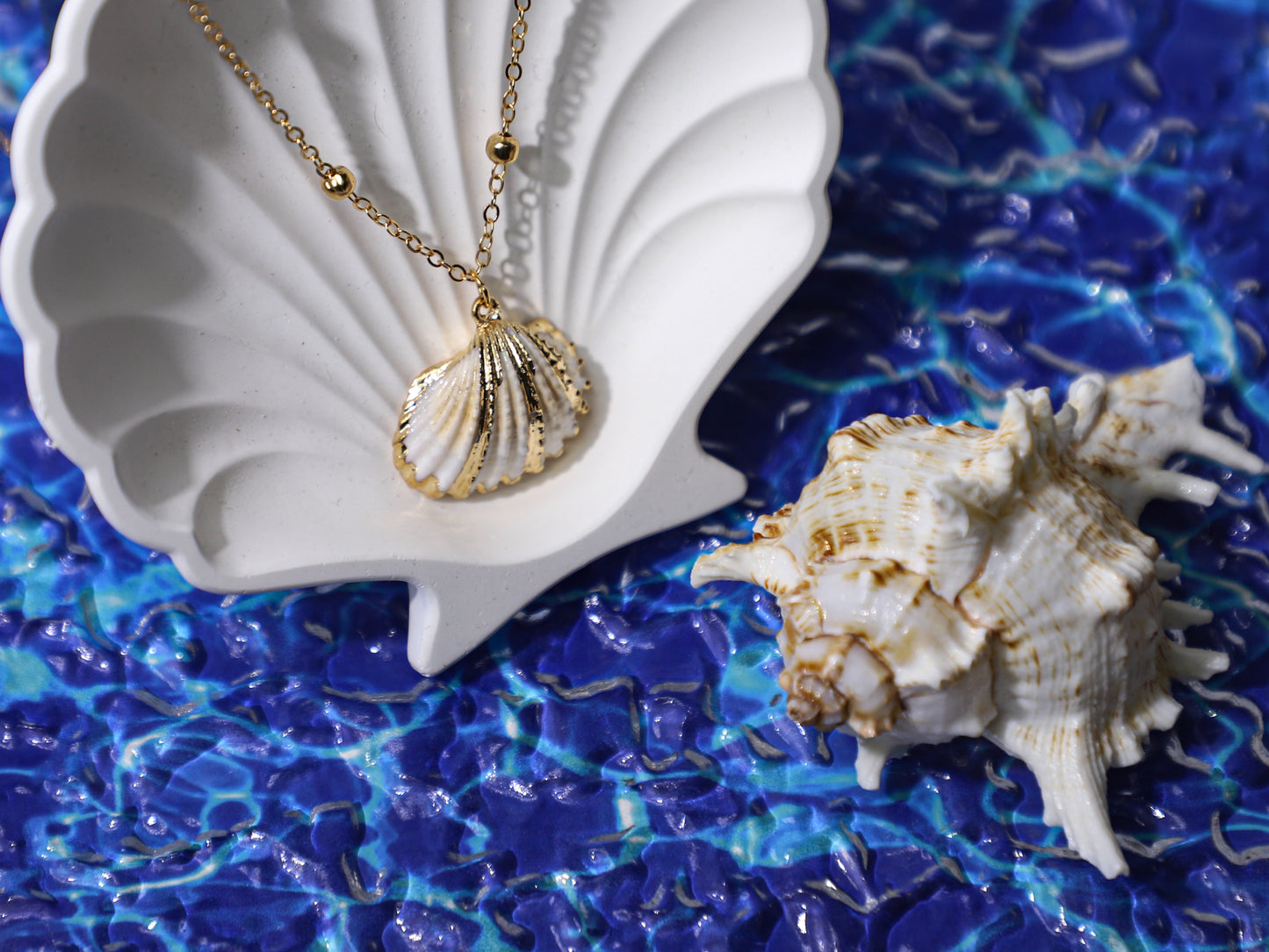 edoa Riviera Gold Dipped Conch Necklace