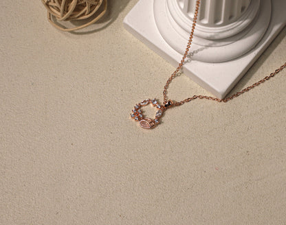 edoa Minimalist Tulip Wreath Rose Gold Necklace