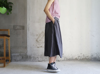 edoa Pleated Linen Midi Skirt