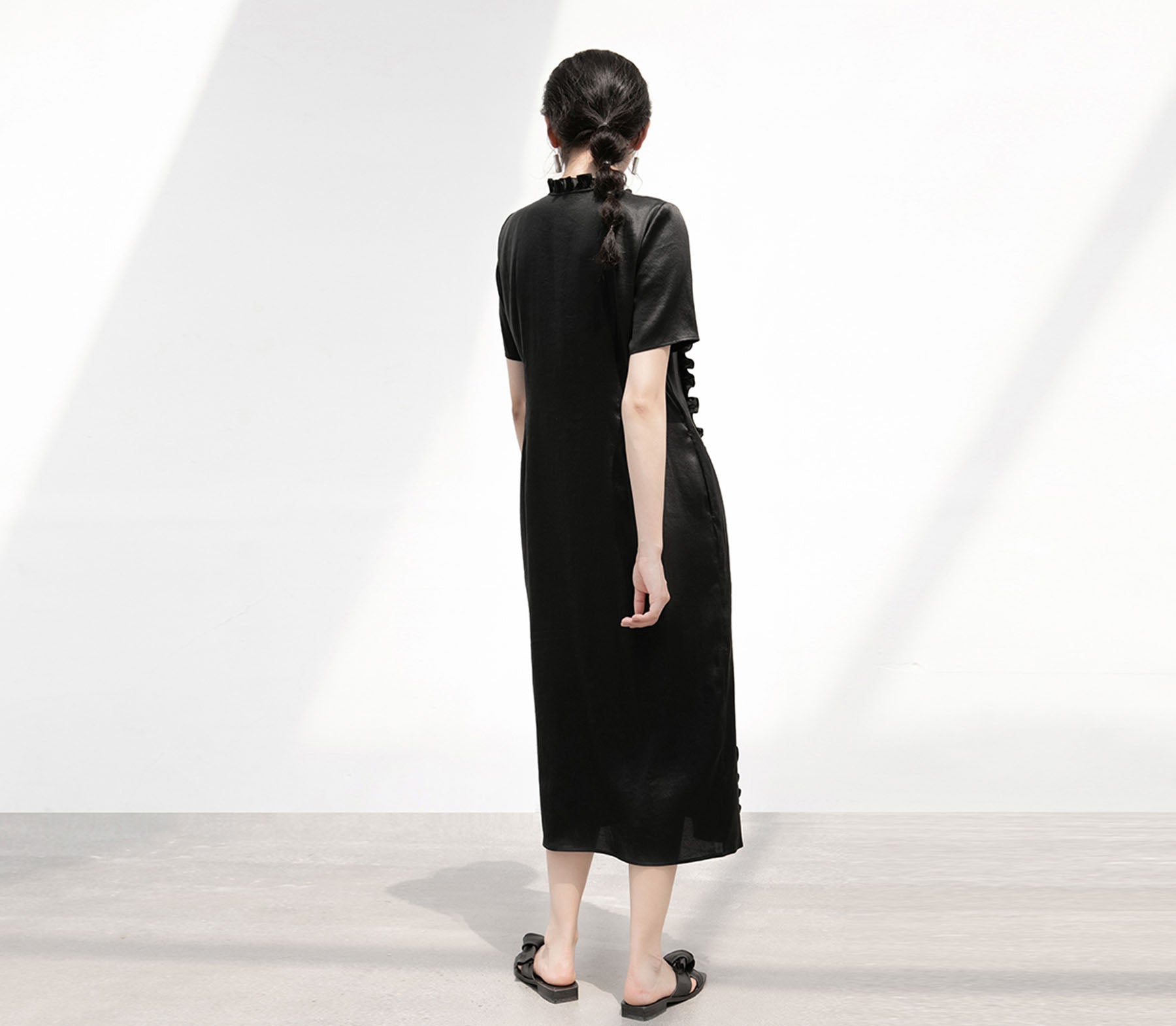 edoa Mud Silk Charmeuse Ruffle Qipao