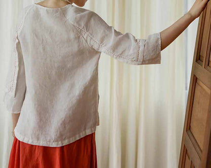 edoa Off White Linen Blouse