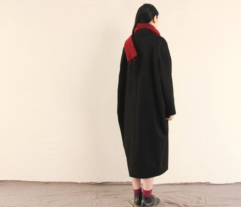 edoa Oversized Wool Coccon Coat