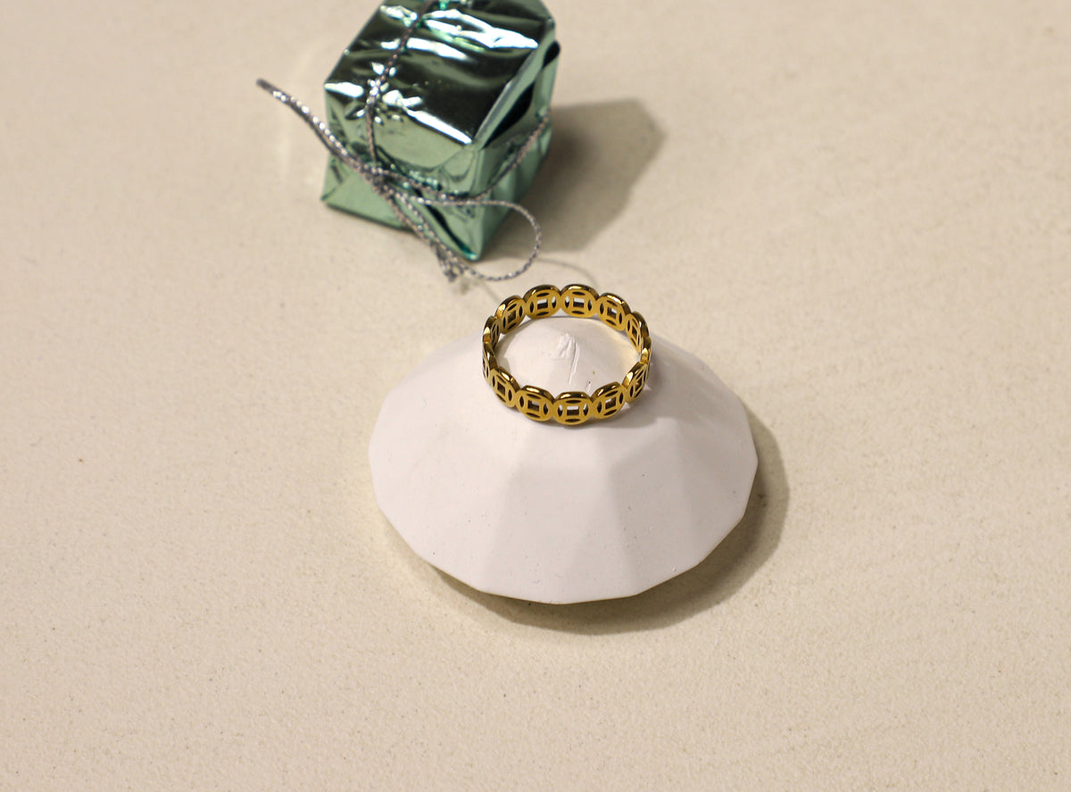 edoa Gold Ancient East Coin Ring