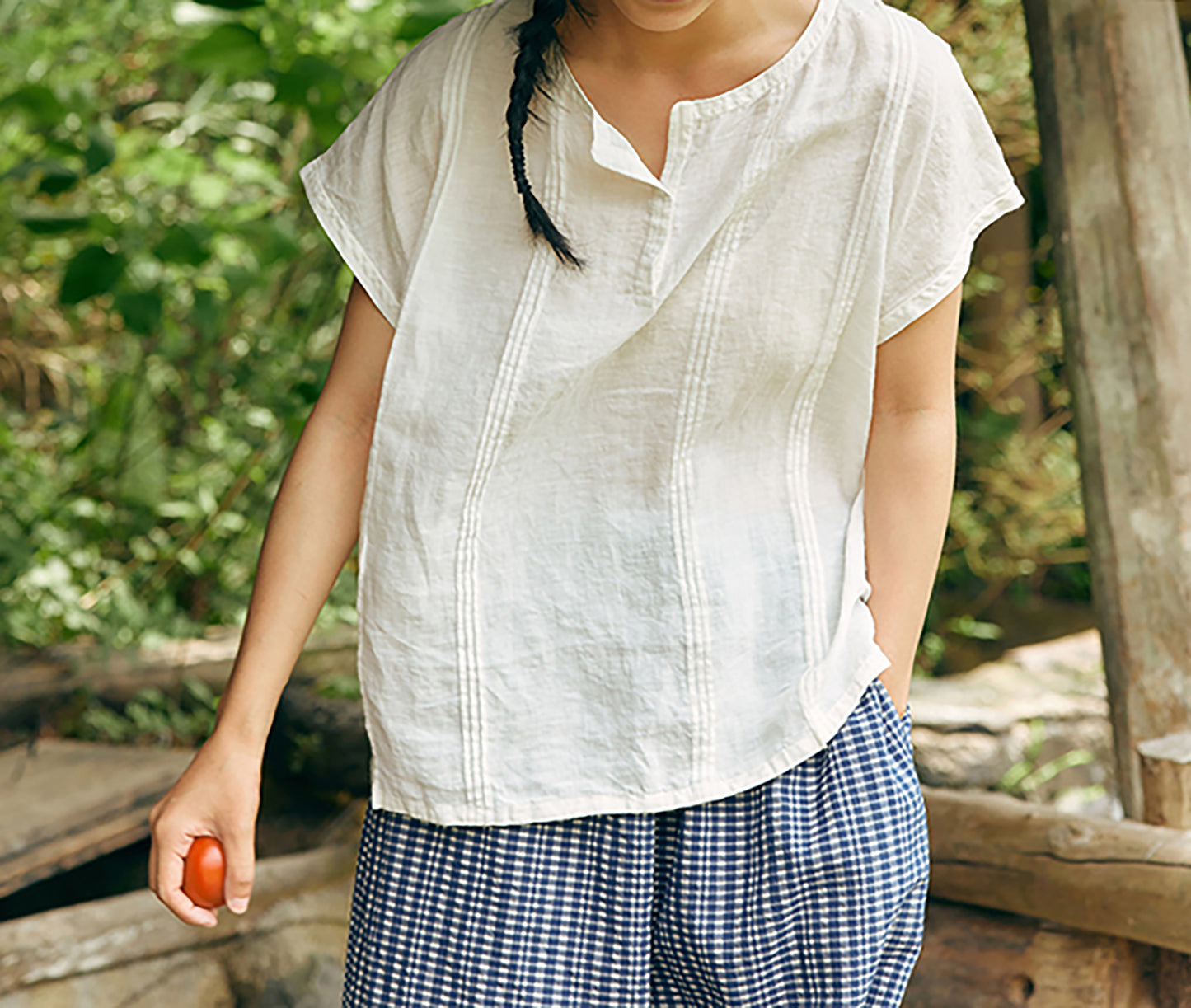 edoa High Count French Linen Short Sleeve Top