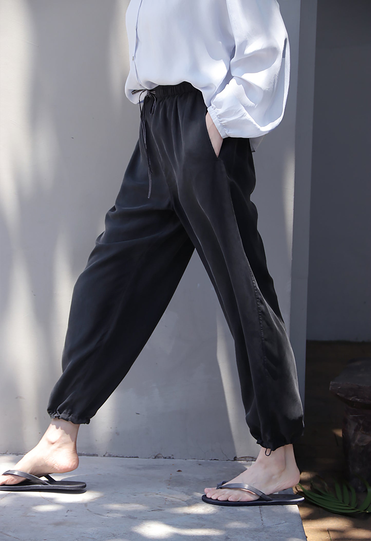 edoa Black Sand Washed Mulberry Silk Habotati Tapered Pants