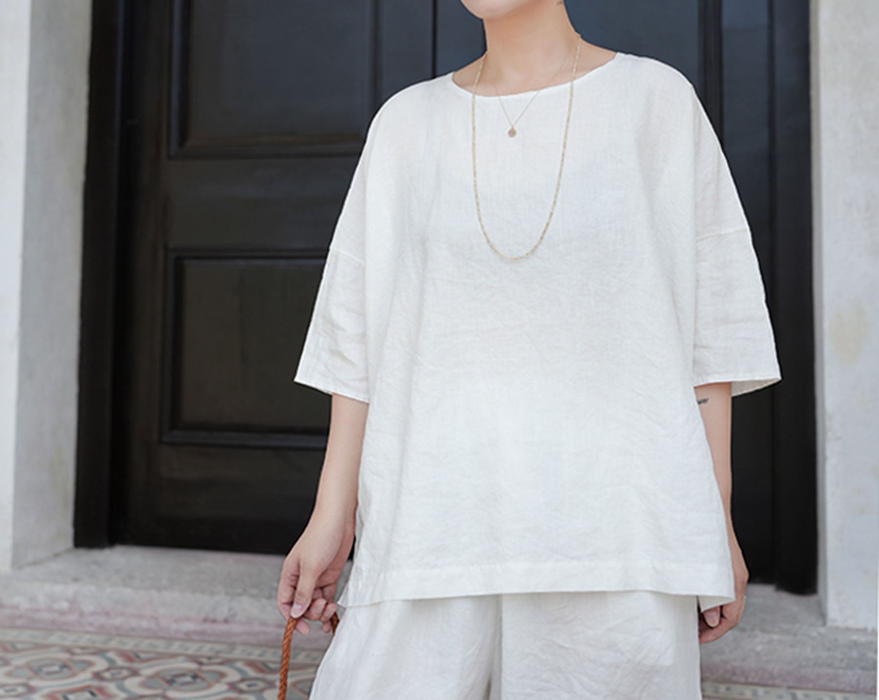 edoa Super Loose White Heavy Weight Washed Linen Tee