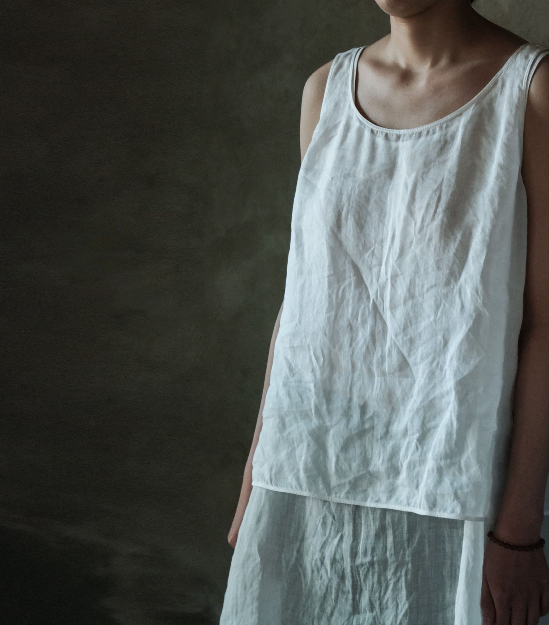 edoa White Long-termism High Count Ramie Tank Top
