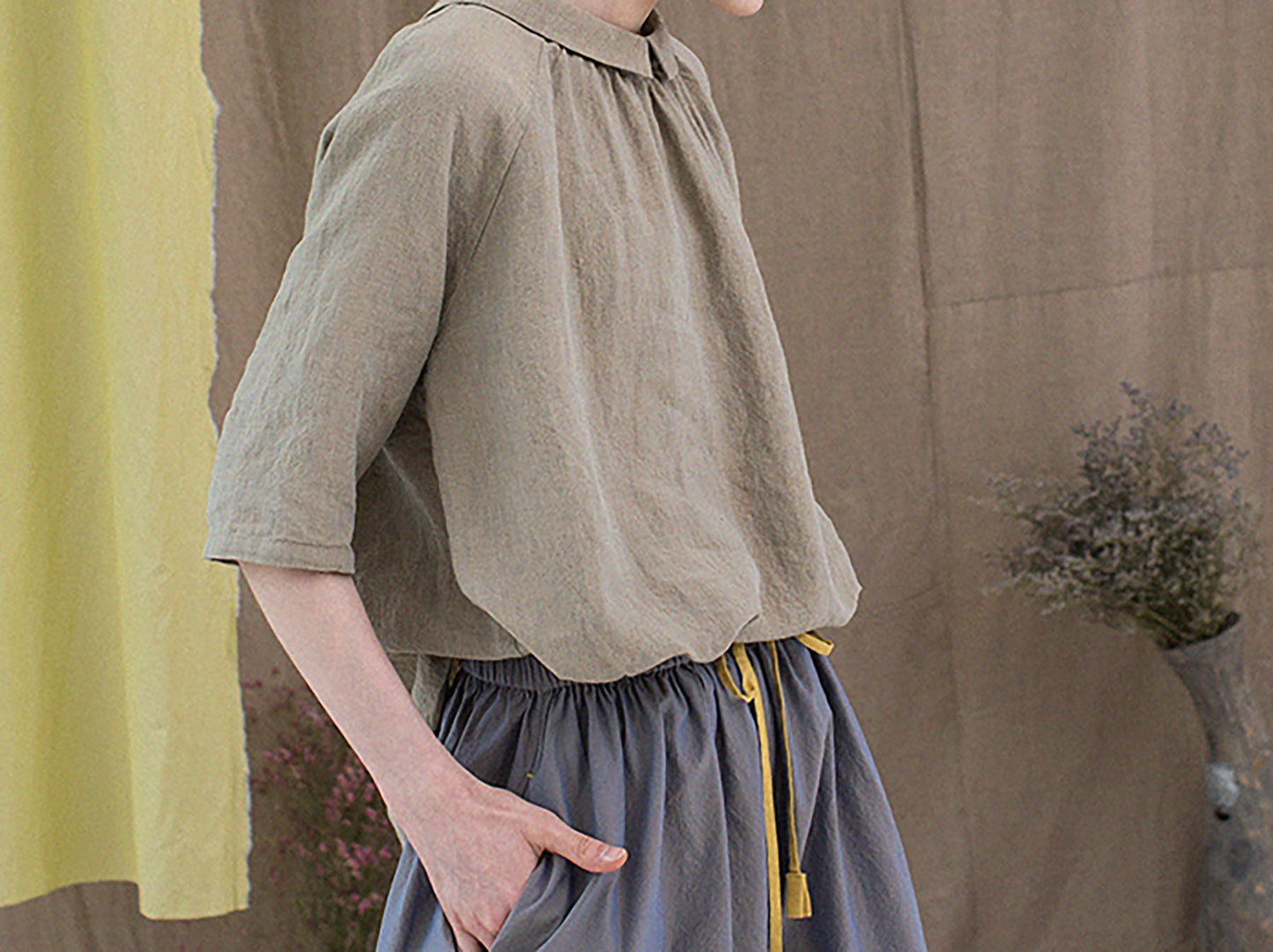 edoa Revesible Yarn dyed French Linen Peterpan Collar Blouse with Gather Neck