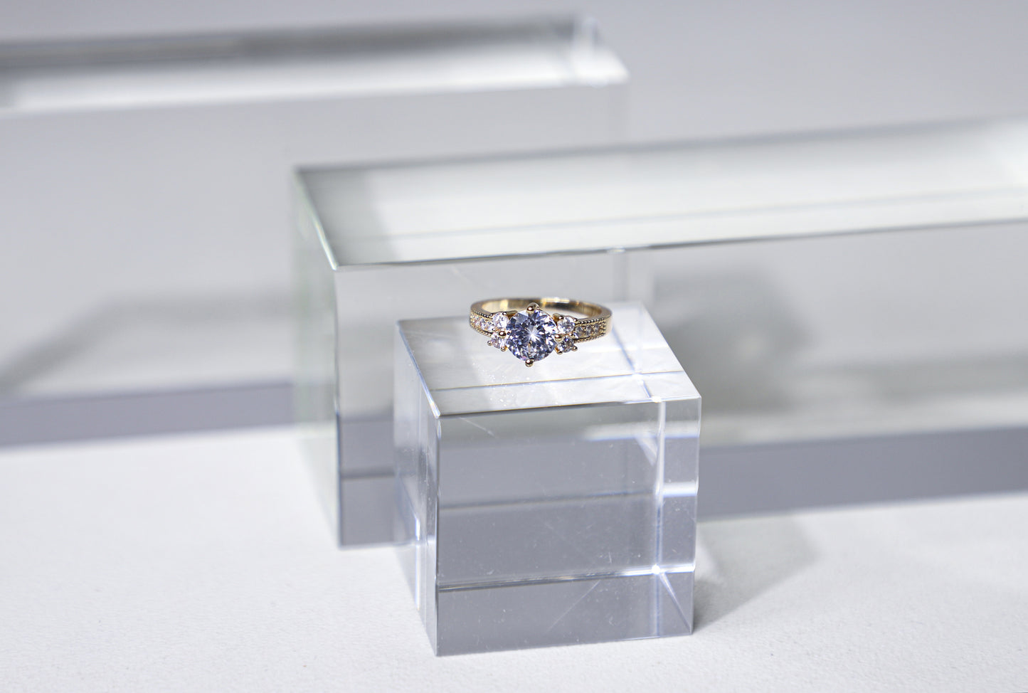 edoa Minimalist Dainty Pavé Birthstone Ring