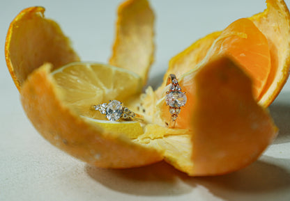 edoa Minimalist Dainty Oval Diamond Ring