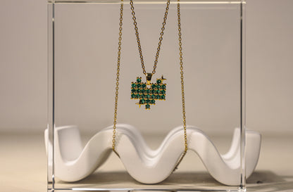edoa Minimalist Pixel Style Heart Emerald Necklace