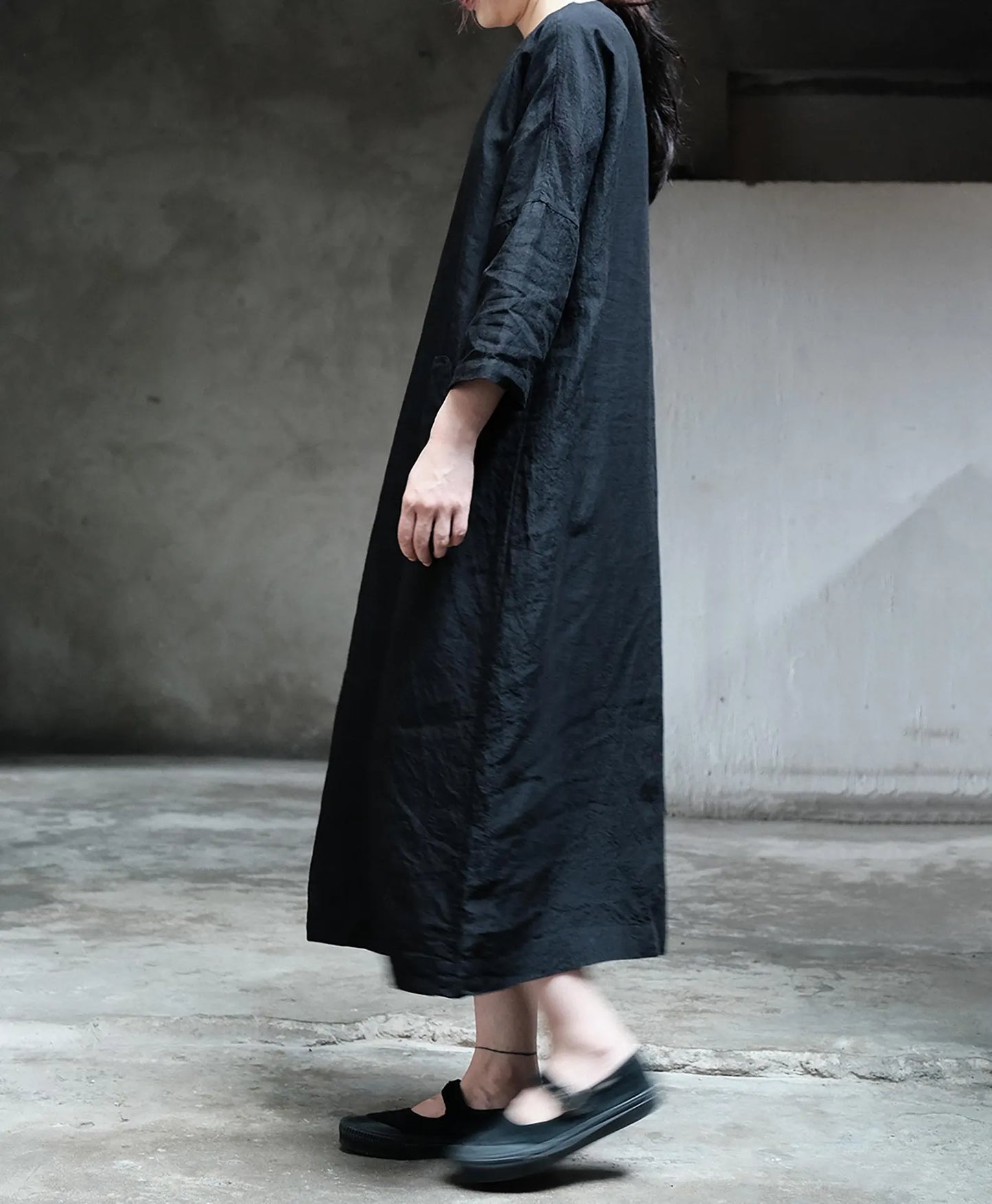 edoa Linen Tie-back Pullover Kaftan Dress