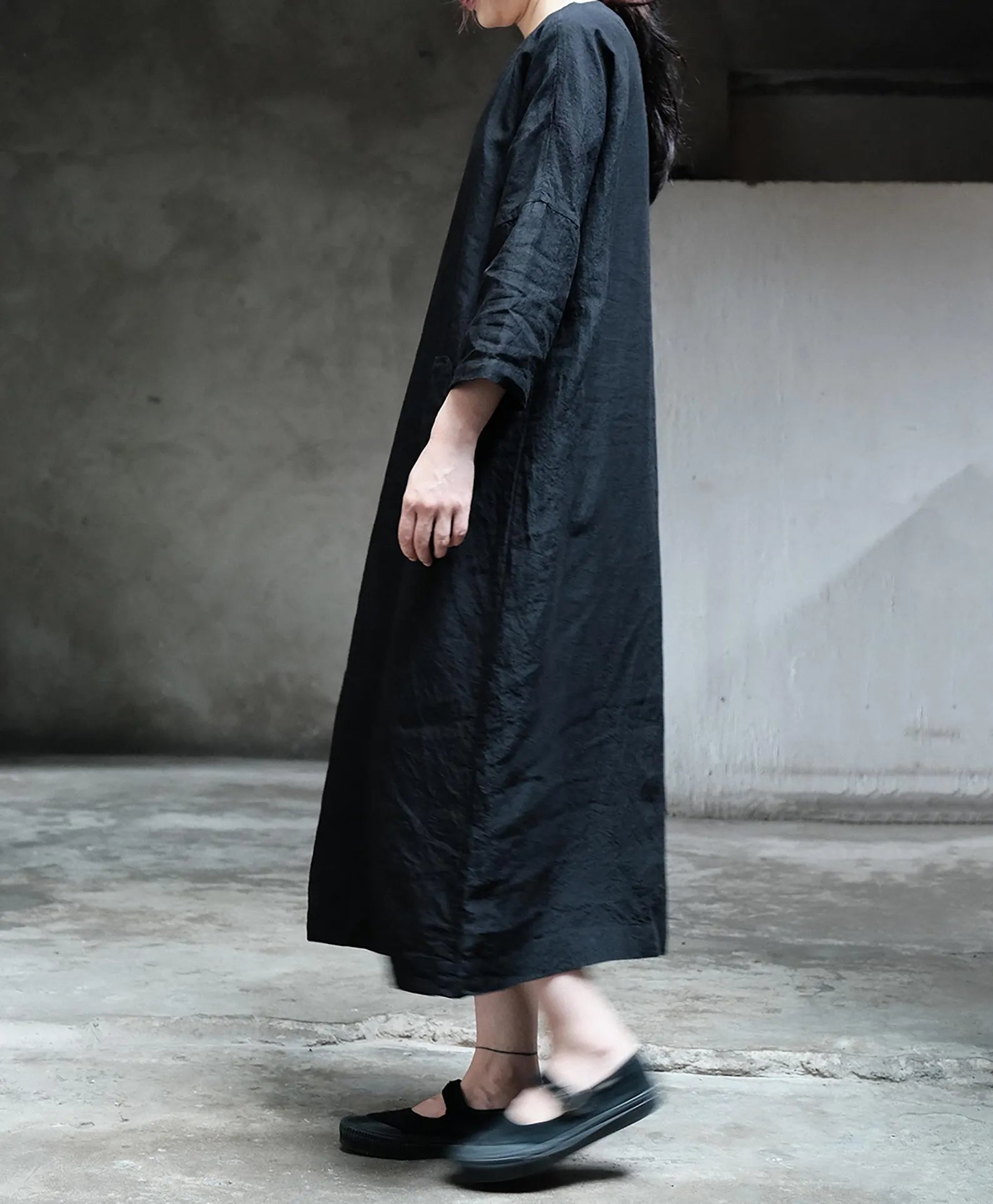 edoa Linen Tie-back Pullover Kaftan Dress