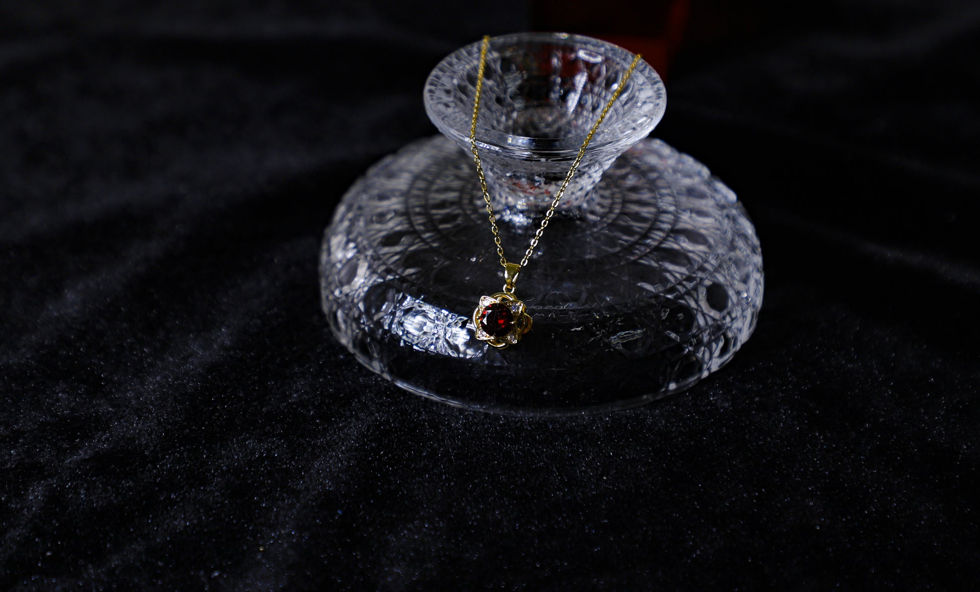 edoa Double Layer Rose Swing Ruby Necklace
