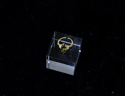 edoa Marquise Peridot Forest Ring