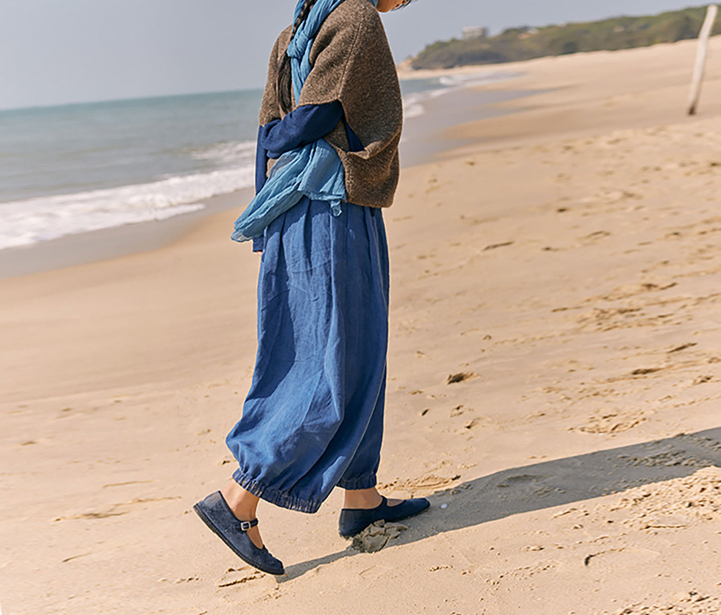 edoa Loose Natural Dyed Linen Low Crotch Pants