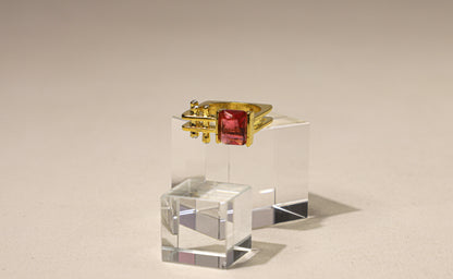 edoa Deconstructed Architectural Square Band Garnet Ring